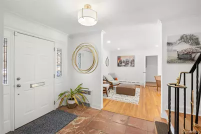 467 Hempstead Avenue, Rockville Centre, NY 11570 - Photo 10