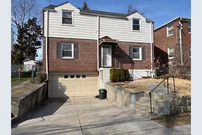14 Chamberlain Avenue #1, Yonkers, NY 10704 - Photo 1