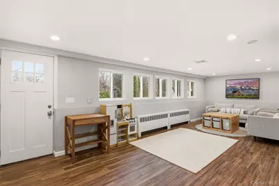 23 Gay Lore Drive, Huntington, NY 11743 - Photo 12