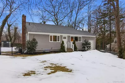 23 Gay Lore Drive, Huntington, NY 11743 - Photo 2