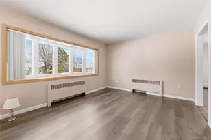 449 52nd St, Lindenhurst, NY 11757 - Photo 4