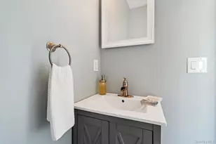 42 Colonial Ave, Warwick, NY 10990 - Photo 22