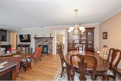 9 Elm Lane, Stony Brook, NY 11790 - Photo 6