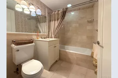 10 City Place #16E, White Plains, NY 10601 - Photo 8