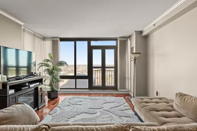 10 City Place #16E, White Plains, NY 10601 - Photo 4