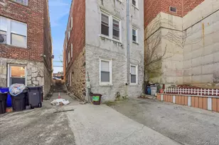 5783 Mosholu Ave, Bronx, NY 10471 - Photo 40