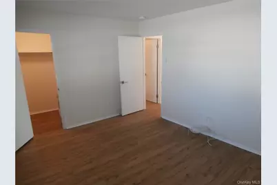 1000 9th Street #D30, Greenport, NY 11944 - Photo 8