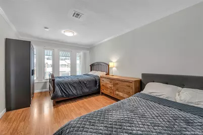 42 Windsor Gate Drive, New Hyde Park, NY 11040 - Photo 20