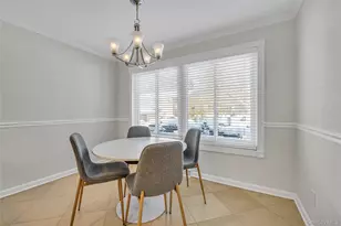 42 Windsor Gate Dr, New Hyde Park, NY 11040 - Photo 10