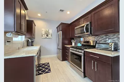 120 Kettles Lane, Medford, NY 11763 - Photo 8