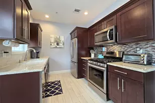 120 Kettles Ln, Medford, NY 11763 - Photo 8