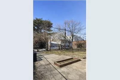 1839 Matthews Avenue, Bronx, NY 10462 - Photo 4