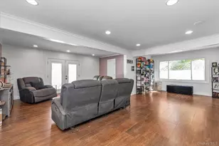 528 Carpenter Ave, Oceanside, NY 11572 - Photo 4