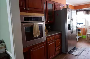 1070 Cramer Ct, Baldwin, NY 11510 - Photo 6