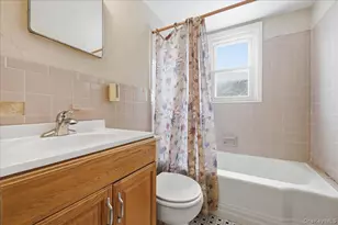 82-59 263rd St, Floral Park, NY 11004 - Photo 28