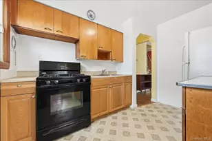 82-59 263rd St, Floral Park, NY 11004 - Photo 14