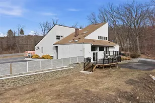2 N Strawberry Hill Ln, West Nyack, NY 10994 - Photo 46