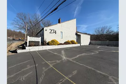 2 N Strawberry Hill Lane, West Nyack, NY 10994 - Photo 4