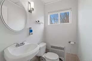 2 N Strawberry Hill Ln, West Nyack, NY 10994 - Photo 32