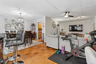 100 Diplomat Dr, Mount Kisco, NY 10549 - Photo 8