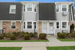 204 Millard Ave, West Babylon, NY 11704 - Photo 4