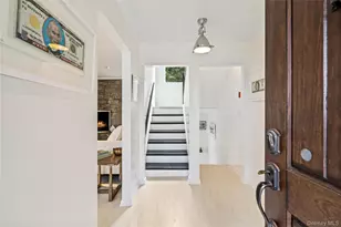 798 Connecticut View Dr, Oyster Bay, NY 11771 - Photo 4