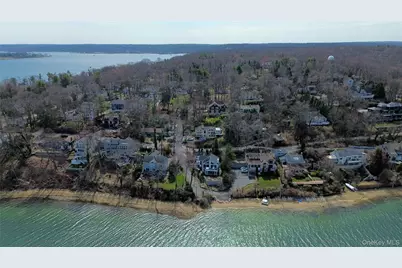 798 Connecticut View Drive, Oyster Bay, NY 11771 - Photo 36