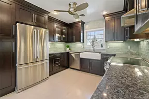 798 Connecticut View Dr, Oyster Bay, NY 11771 - Photo 10