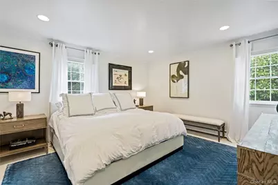 798 Connecticut View Drive, Oyster Bay, NY 11771 - Photo 18