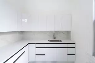 115-25 Metropolitan Ave, Kew Gardens, NY 11418 - Photo 10