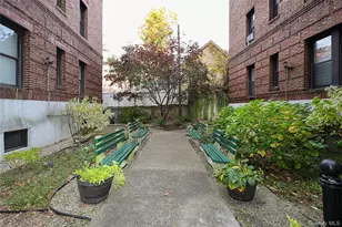 115-25 Metropolitan Ave, Kew Gardens, NY 11418 - Photo 24