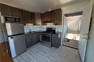 20 Blauvelt Ave, West Haverstraw, NY 10993 - Photo 2