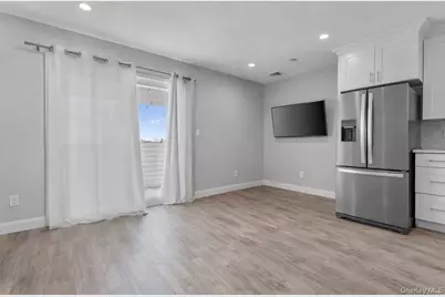 616 E Broadway #6F, Long Beach, NY 11561 - Photo 4