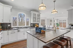 1359 Rustic Ridge Ct, Yorktown Heights, NY 10598 - Photo 8