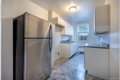 55 Knolls Crescent #6C, Bronx, NY 10463 - Photo 6