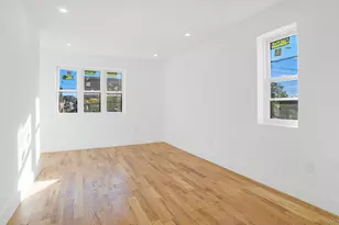 1011 E 221st St, Bronx, NY 10469 - Photo 14