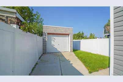 1011 E 221st Street, Bronx, NY 10469 - Photo 22