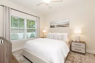 205 Romar Ct, West Babylon, NY 11704 - Photo 2