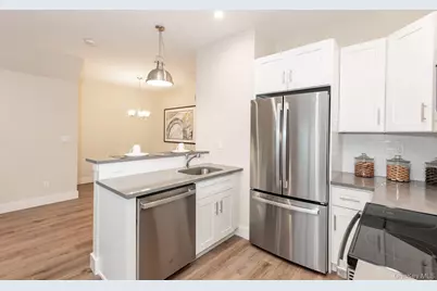 205 Romar Court, West Babylon, NY 11704 - Photo 10