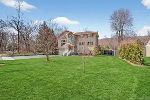 23 Ruth Rd, Cortlandt Manor, NY 10567 - Photo 4