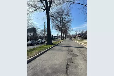 30 Pierson Avenue, Hempstead, NY 11550 - Photo 4