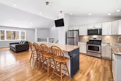 153 S Pascack Road, Nanuet, NY 10954 - Photo 6