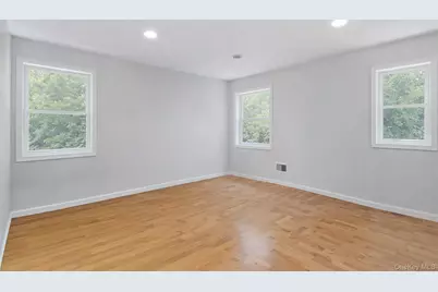 153 S Pascack Road, Nanuet, NY 10954 - Photo 10