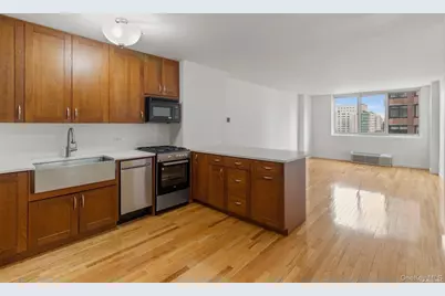 345 E 93rd Street #14J, New York, NY 10128 - Photo 2