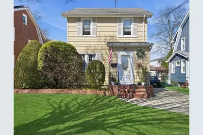 17 Herkomer Street, New Hyde Park, NY 11040 - Photo 1