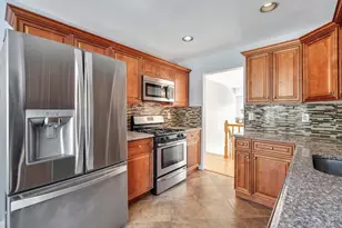 1 Vinyard Way, Coram, NY 11727 - Photo 2