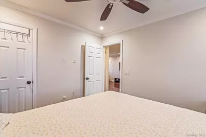 67-11 Bell Boulevard #2, Oakland Gardens, NY 11364 - Photo 18