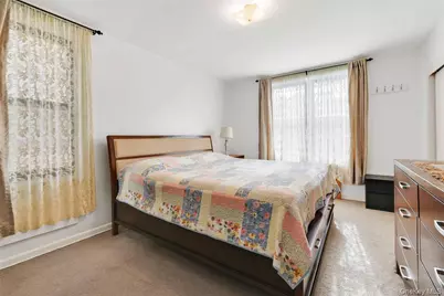 141-05 Pershing Crescent #516, Briarwood, NY 11435 - Photo 18