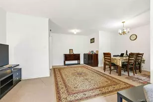 141-05 Pershing Crescent, Briarwood, NY 11435 - Photo 10