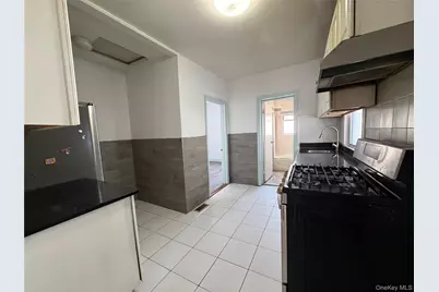 124-17 6th Avenue, College Point, NY 11356 - Photo 8
